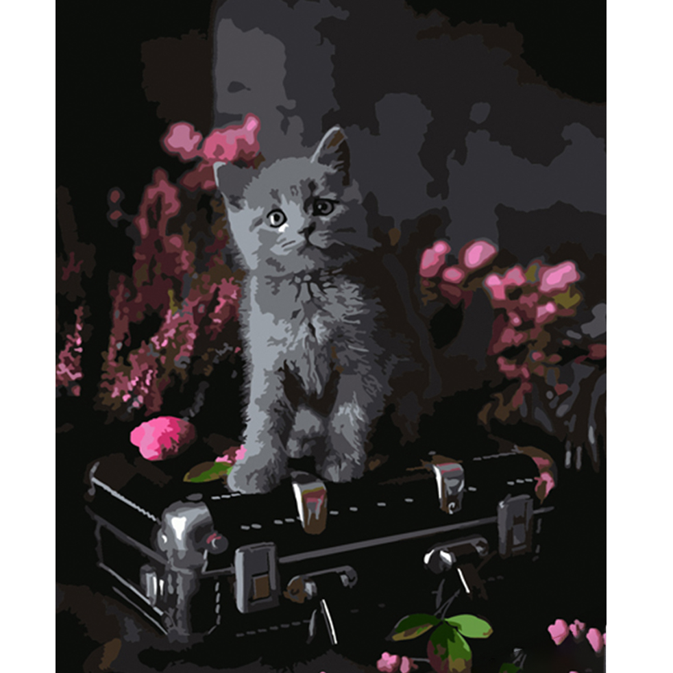 Paint by numbers Strateg PREMIUM Grey kitten in flowers size 40x50 cm (HH033)